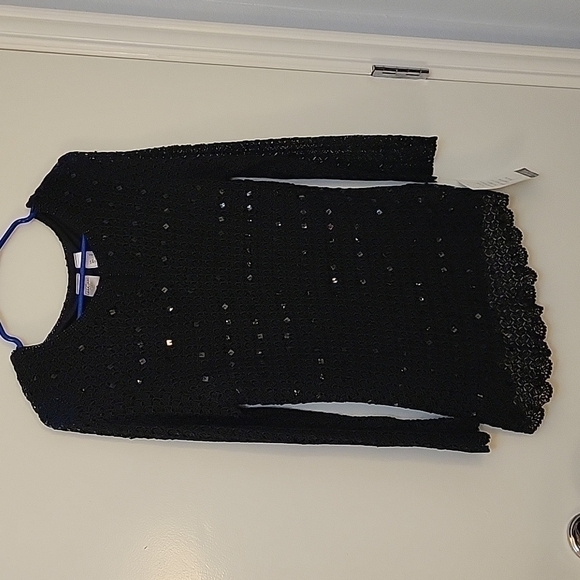 EMMA JAMES Beaded Crochet Overlay Keyhole Scallop Peekaboo Sequin Sweater - Picture 2 of 10